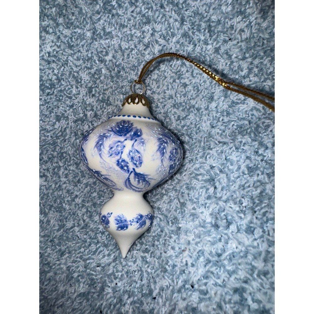 RHYN-RIVET Handcrafted Porcelain Teardrop PINECONE & BOUGH Ornament 5" B26